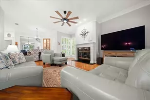 10111 Weeks Dr, Brooksville, FL 34601 - Photo 20