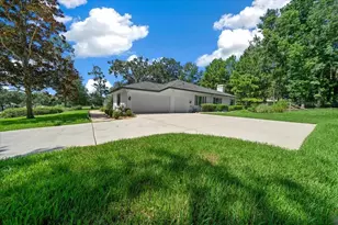 10111 Weeks Dr, Brooksville, FL 34601 - Photo 56