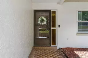 7807 Duck Pond Ct, Hudson, FL 34667 - Photo 2