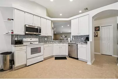 7605 Kinnow Court, Land O Lakes, FL 34637 - Photo 18