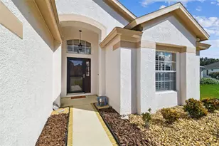 7605 Kinnow Ct, Land O Lakes, FL 34637 - Photo 4