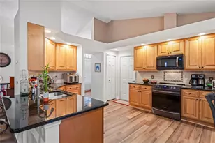 11293 Copley Ct, Spring Hill, FL 34609 - Photo 12