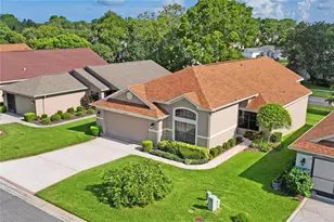 11293 Copley Ct, Spring Hill, FL 34609 - Photo 2