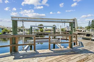 13603 Allyn Dr, Hudson, FL 34667 - Photo 1