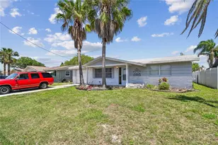 13606 Allyn Dr, Hudson, FL 34667 - Photo 4