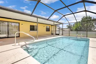 4381 Craigdarragh Ave, Spring Hill, FL 34606 - Photo 18