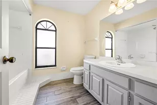 4381 Craigdarragh Ave, Spring Hill, FL 34606 - Photo 14