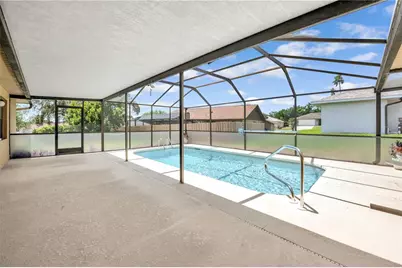 4381 Craigdarragh Avenue, Spring Hill, FL 34606 - Photo 20