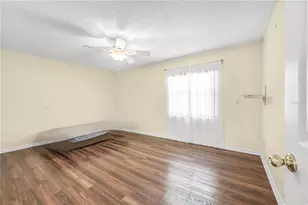 4381 Craigdarragh Ave, Spring Hill, FL 34606 - Photo 8