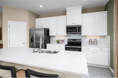 12378 Amber Creek Circle, Lakewood Ranch, FL 34211 - Photo 4