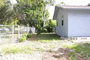 1650 12th St SW, Largo, FL 33778 - Photo 48