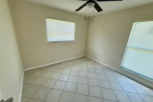 7319 Holiday Dr, Spring Hill, FL 34606 - Photo 10