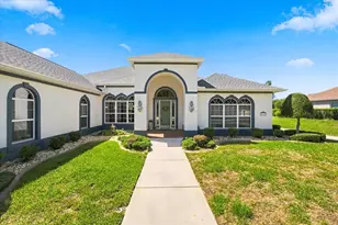 8698 Mississippi Run, Weeki Wachee, FL 34613 - Photo 10
