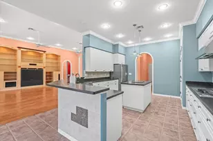 8698 Mississippi Run, Weeki Wachee, FL 34613 - Photo 18