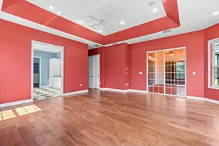 8698 Mississippi Run, Weeki Wachee, FL 34613 - Photo 28