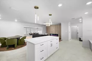 10001 S Yacht Club Dr, Treasure Island, FL 33706 - Photo 16