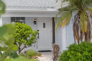 10001 S Yacht Club Dr, Treasure Island, FL 33706 - Photo 2