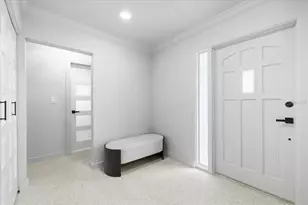 10001 S Yacht Club Dr, Treasure Island, FL 33706 - Photo 20