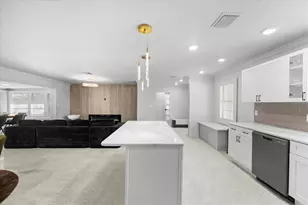 10001 S Yacht Club Dr, Treasure Island, FL 33706 - Photo 14