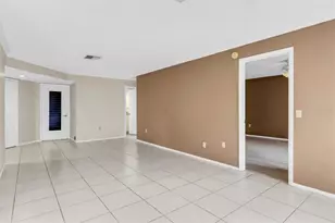 4872 Boonesboro Ct, New Port Richey, FL 34655 - Photo 8