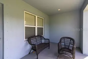 12073 Grizzly Ln, New Port Richey, FL 34654 - Photo 14