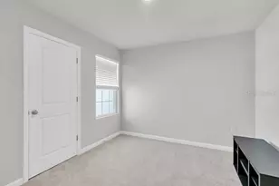 12073 Grizzly Ln, New Port Richey, FL 34654 - Photo 12