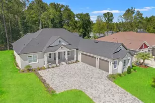 4716 Hickory Oak Dr, Brooksville, FL 34601 - Photo 1