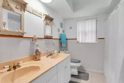 311 Bay Street, Tarpon Springs, FL 34689 - Photo 12