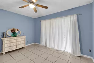 311 Bay St, Tarpon Springs, FL 34689 - Photo 16