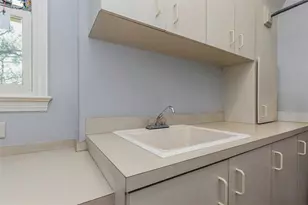 1065 Sable Ct N E, Saint Petersburg, FL 33702 - Photo 58