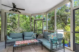 1065 Sable Ct N E, Saint Petersburg, FL 33702 - Photo 48