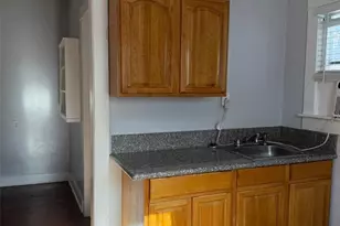 308 Grove St N, Saint Petersburg, FL 33701 - Photo 8