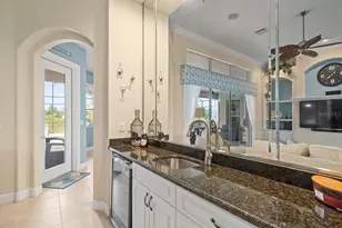 9196 Mississippi Run, Weeki Wachee, FL 34613 - Photo 16