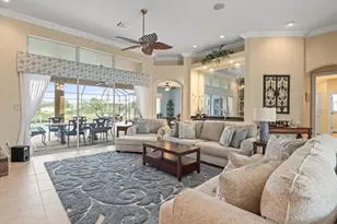 9196 Mississippi Run, Weeki Wachee, FL 34613 - Photo 10