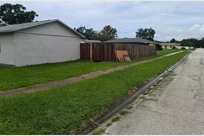 12233 Smokey Drive, Hudson, FL 34669 - Photo 4