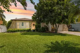 7711 Hatteras Dr, Hudson, FL 34667 - Photo 2