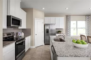 6524 Domizio Dr, Winter Haven, FL 33884 - Photo 2