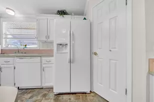 7301 Osage Dr, Hudson, FL 34667 - Photo 16