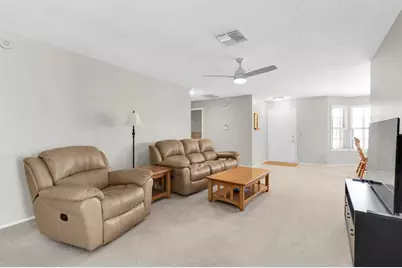 9444 Rockbridge Circle, New Port Richey, FL 34655 - Photo 6