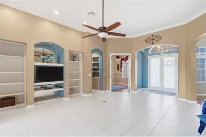9272 Westshore Drive, Weeki Wachee, FL 34613 - Photo 10