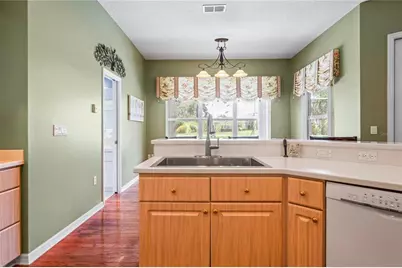 9272 Westshore Drive, Weeki Wachee, FL 34613 - Photo 12