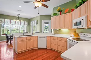9272 Westshore Dr, Weeki Wachee, FL 34613 - Photo 18