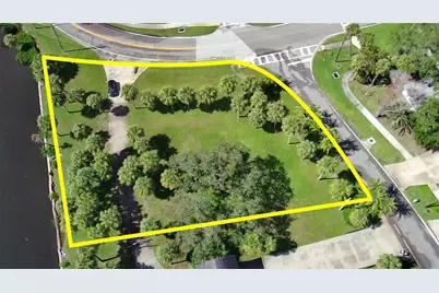 Park Avenue, Tarpon Springs, FL 34689 - Photo 2