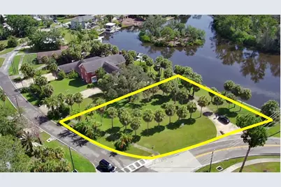 Park Avenue, Tarpon Springs, FL 34689 - Photo 1