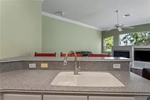 9219 Grand Cypress Dr, Weeki Wachee, FL 34613 - Photo 18