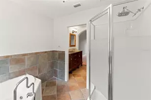 16502 E Course Dr, Tampa, FL 33624 - Photo 60