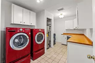 16502 E Course Dr, Tampa, FL 33624 - Photo 28