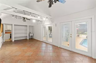 16502 E Course Dr, Tampa, FL 33624 - Photo 34