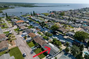 13625 Maria Dr, Hudson, FL 34667 - Photo 2