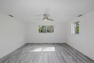 8201 Channel Dr, Port Richey, FL 34668 - Photo 22